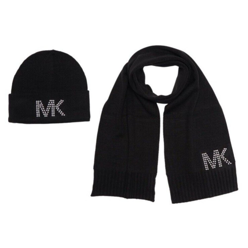 NWT Michael Kors Access Dome Studded Muffler & Beanie Set - Black